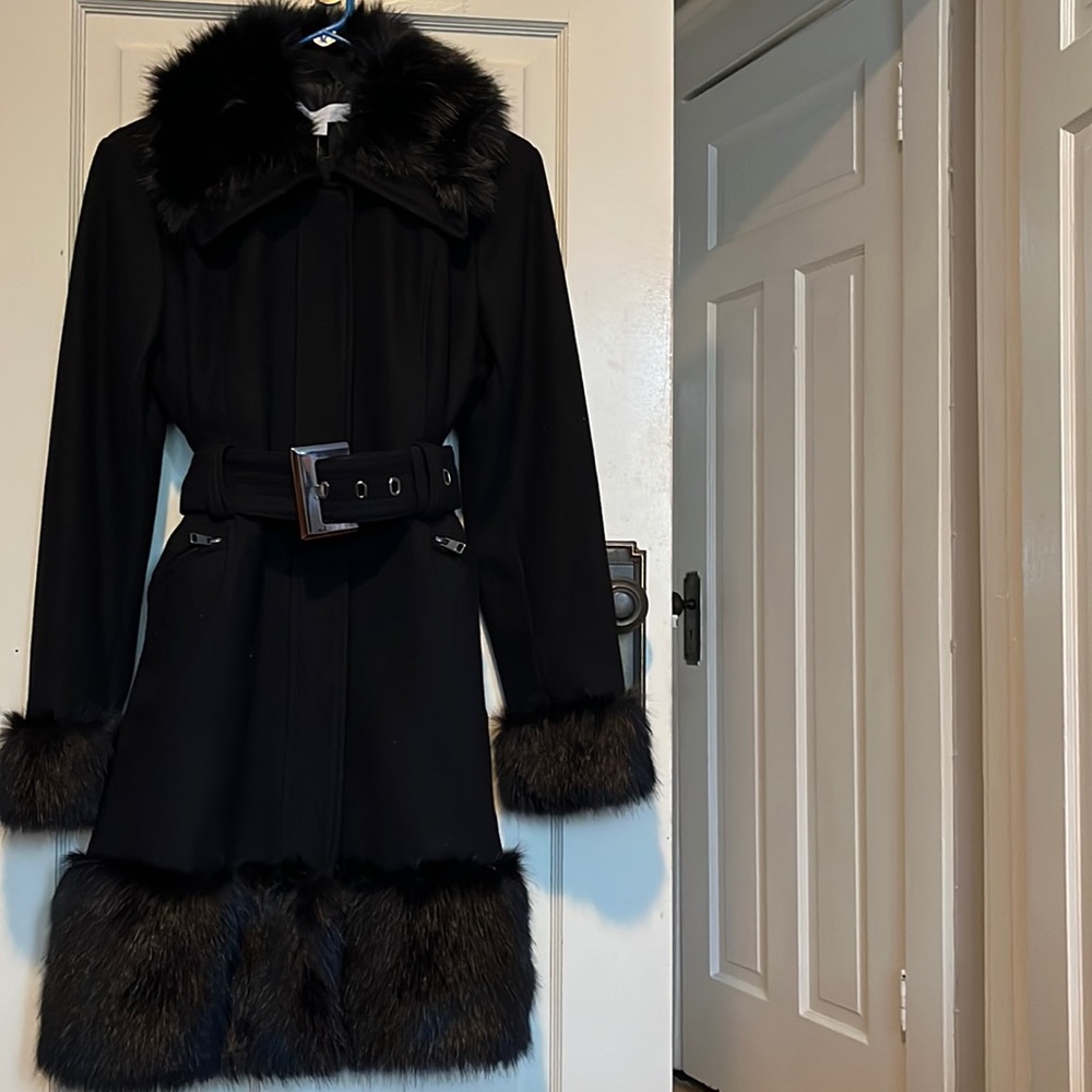 New York & Company NWT wool/faux fur belted coat